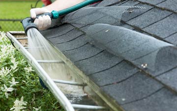 Glasllwch gutter cleaning costs